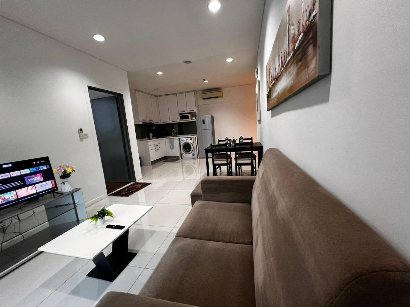 Mercu Summer Suits Klcc Apartment *